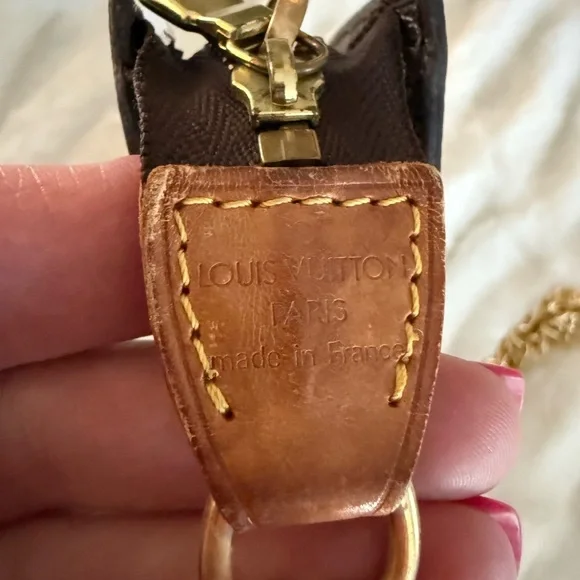 Louis Vuitton Brown and Tan Monogram Clutch Authentic - Picture 6 of 11